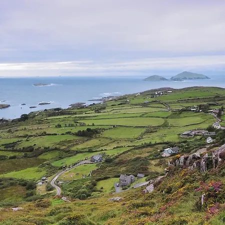 Derrynane & Holiday Homes Hotel 3*