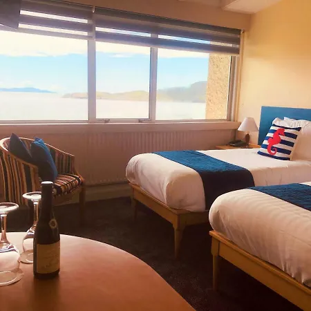 Derrynane & Holiday Homes Hotel 3*