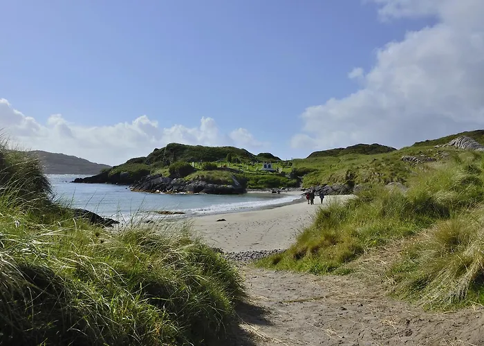 Derrynane & Holiday Homes 3*