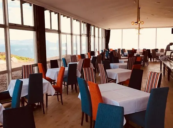 Szálloda Derrynane & Holiday Homes 3*